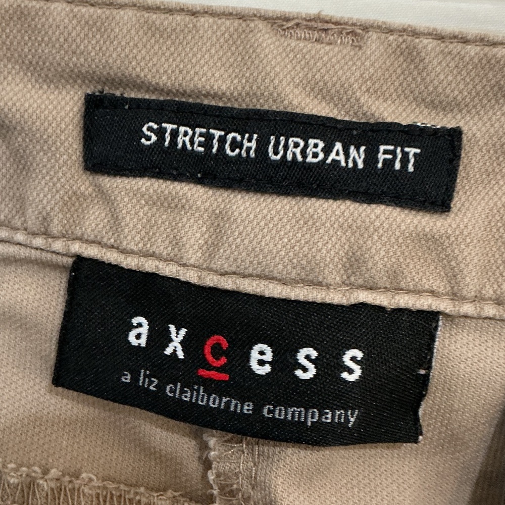 Axcess Khaki Capris with Front Patch Pockets - Picture 9 of 9